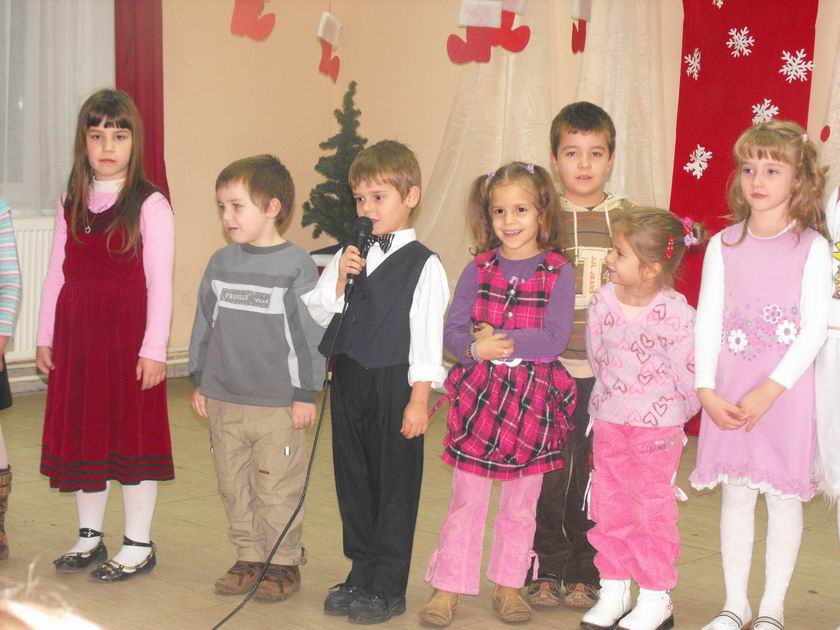 Resize of 2009.12.05. - Mikulas a Nepkorben 008