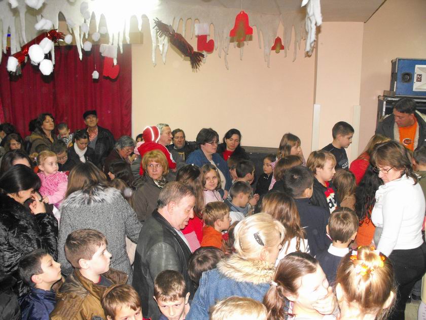 Resize of 2009.12.05. - Mikulas a Nepkorben 013