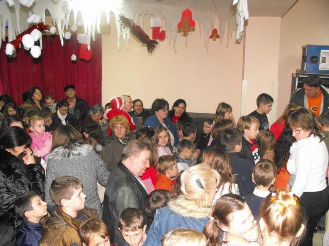 Resize of 2009.12.05. - Mikulas a Nepkorben 013